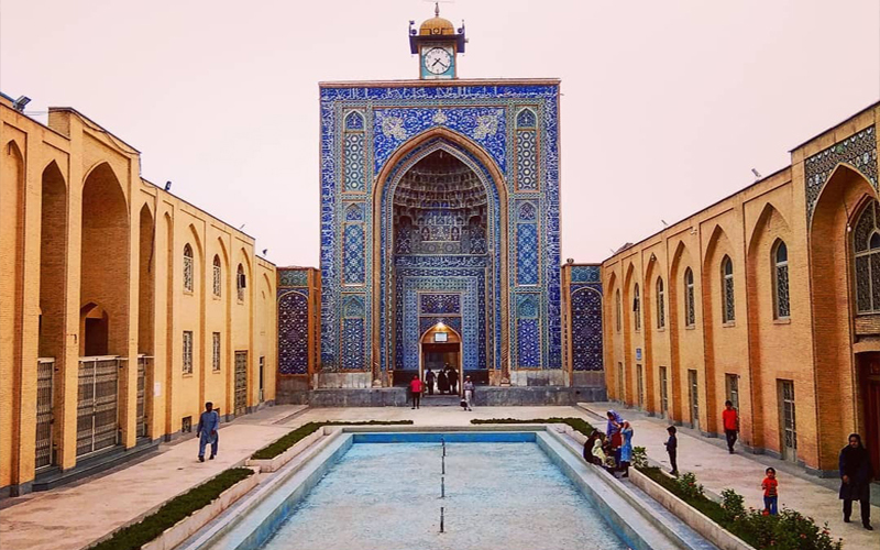 جلو خان در معماری ایرانی 
