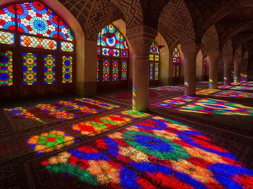 پنجره ارسی مسجد نصیر الملک