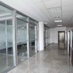 در شیشه ای سکوریت