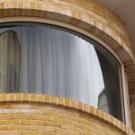 قیمت پنجره دوجداره خم وینترین بزرگ