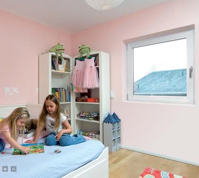 پنجره دوجداره یو پی وی سی مناسب برای کودکان